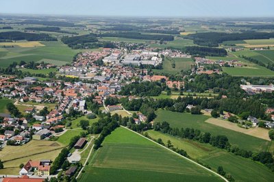 Luftbild von Taufkirchen